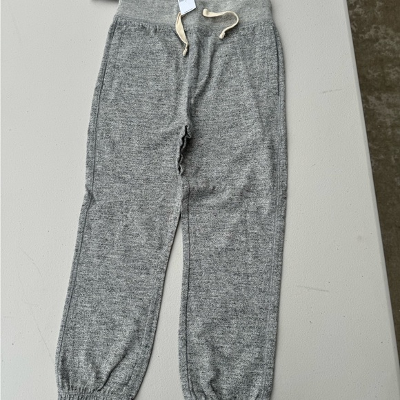 GAP Boys Small (6-7) Cotton Sweat Pants NWT 2-Pairs Brand New (Grey) - Picture 2 of 11